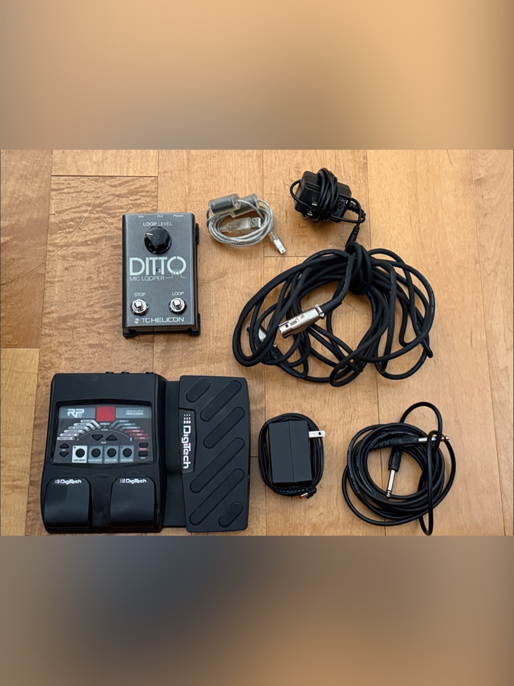TC-Helicon Ditto Looper and DigiTech Multi-Effect Pedal Bundle in Black